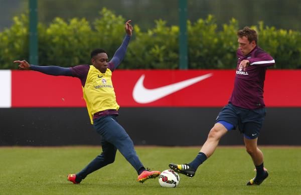 2014-09-01t124853z_23191178_gm1ea911lnh01_rtrmadp_3_soccer-england_reuters