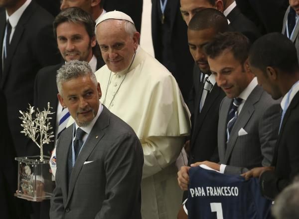 2014-09-01t162948z_530956598_gm1ea92002w01_rtrmadp_3_pope-religion_reuters