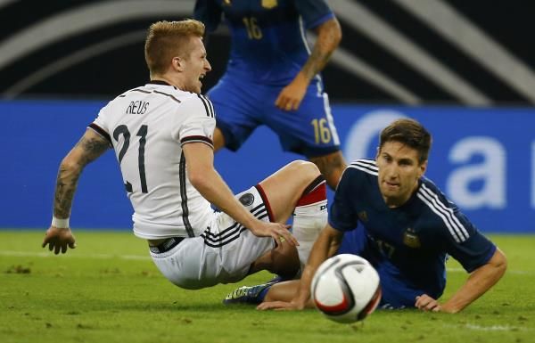 2014-09-03t193311z_1309005587_lr1ea931ib1rc_rtrmadp_3_soccer-europe-friendly_reuters