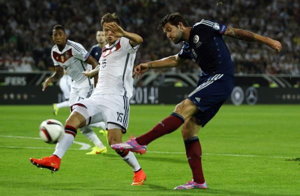 2014-09-07t191430z_129052937_gm1ea9808u901_rtrmadp_3_soccer-euro_reuters