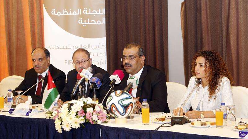 صبرة يتحدث بالمؤتمر بحضور المجالي ونصار 