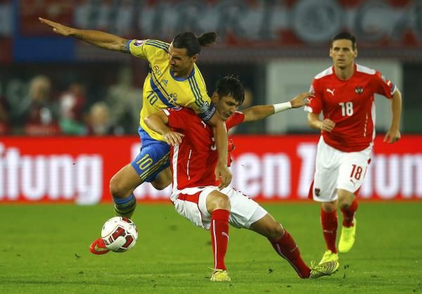2014-09-08t202903z_657006278_lr1ea981kw4jg_rtrmadp_3_soccer-euro_reuters