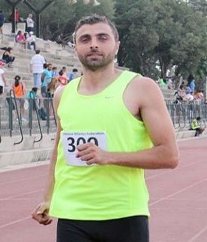  علي حازر