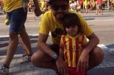 gerard-pique-con-su-hijo-milan_54415872319_54115221154_600_396