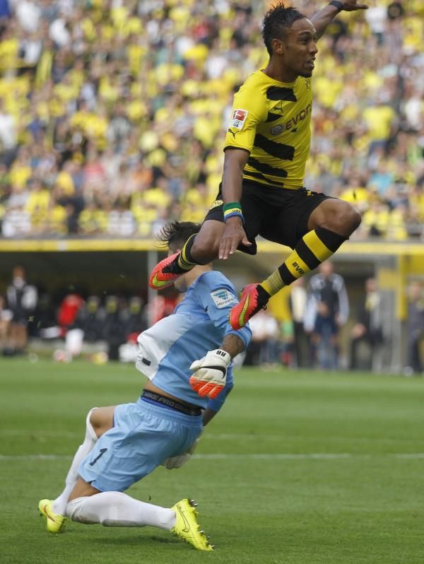2014-09-13t152332z_1086256348_bm2ea9d1bw301_rtrmadp_3_soccer-germany_reuters