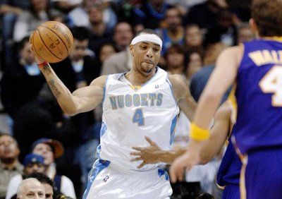  كينيون مارتين 