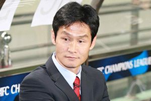 choi_yong_soo_fcseoul_3x2