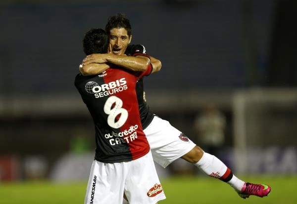 2014-03-27t002837z_757972194_gm1ea3r0nh601_rtrmadp_3_soccer-libertadores_reuters