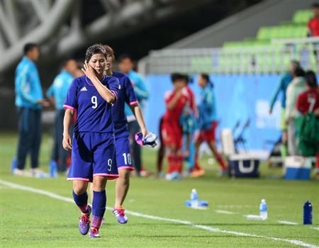 لاعبات منتخب اليابان بعد تعادلهن مع الصين من دون أهداف