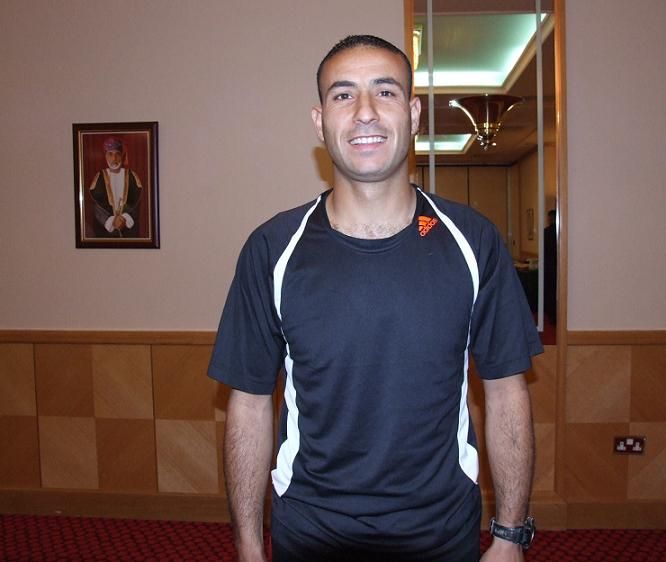 كابتن فريق نادي شباب الاردن عصام ابو طوق وبعدسة كووورة