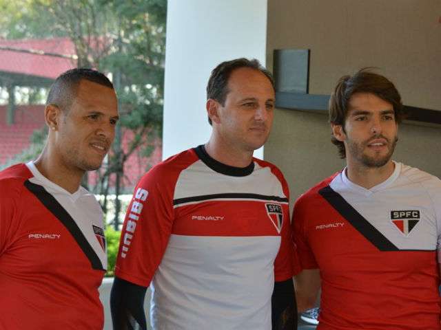 sao-paulo-ceni-luis-fabiano-kaka-480-divulgacao