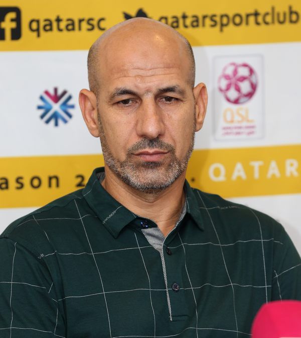 العراقي راضي شنيشل مدرب قطر