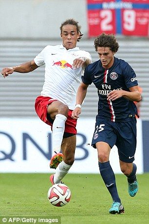 1411501714313_image_galleryimage_paris_saint_germain_s_mid