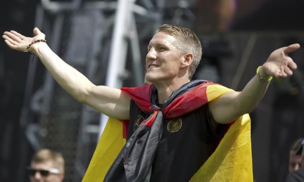2014-09-02t121501z_1213496544_lr1ea7f0z9el4_rtrmadp_3_soccer-germany-schweinsteiger_reuters