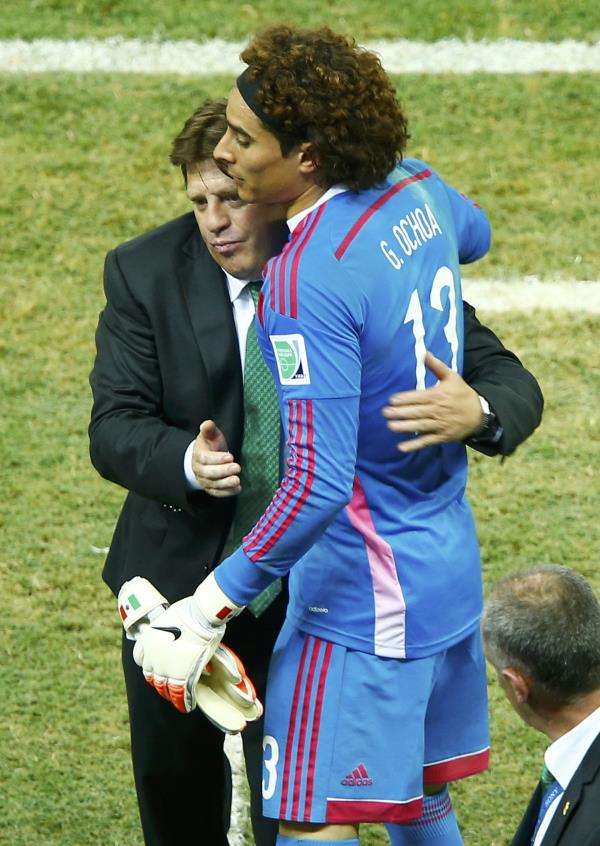 2014-06-17t210653z_1949416157_tb3ea6h1pajzm_rtrmadp_3_soccer-world-m17-bra-mex_reuters