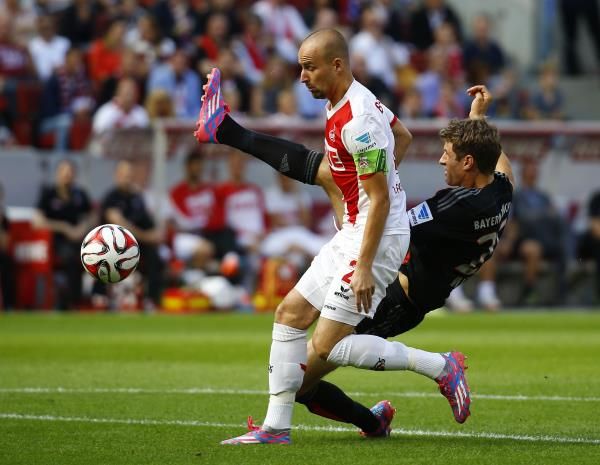 2014-09-27t134417z_1019759708_bm2ea9r17j301_rtrmadp_3_soccer-germany_reuters