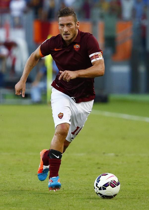 2014-09-27t175938z_204798080_gm1ea9s04qm01_rtrmadp_3_soccer-italy_reuters