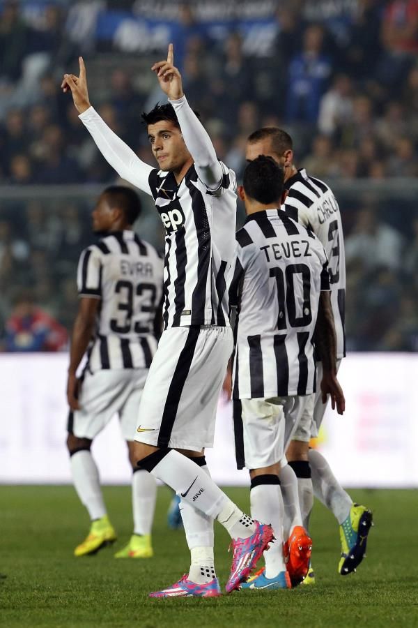 2014-09-27t204357z_1599796788_gm1ea9s0cxd01_rtrmadp_3_soccer-italy_reuters