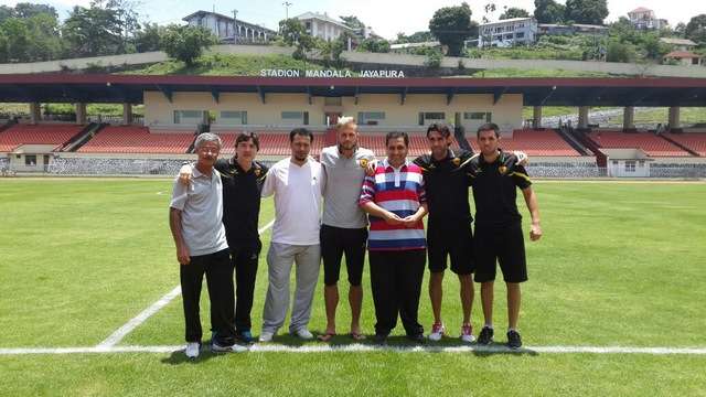 الجهازان الفني والاداري للقادسية