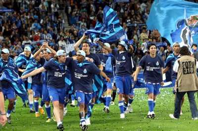 بورتو يتوج بطلا للدوري البرتغالي