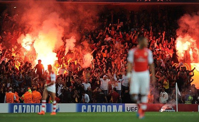 1412192372744_wps_54_Champions_League_Arsenal_