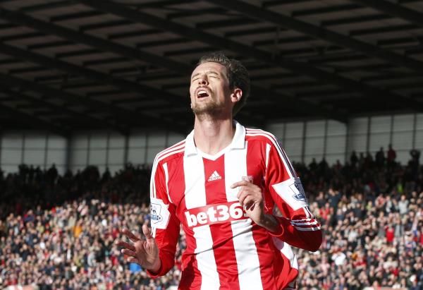 2014-03-01t154937z_1768636224_gm1ea311tzk01_rtrmadp_3_soccer-england_reuters