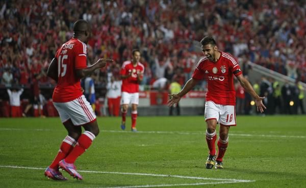 2014-10-05t185331z_1129163239_gm1eaa607yc01_rtrmadp_3_soccer-portugal_reuters