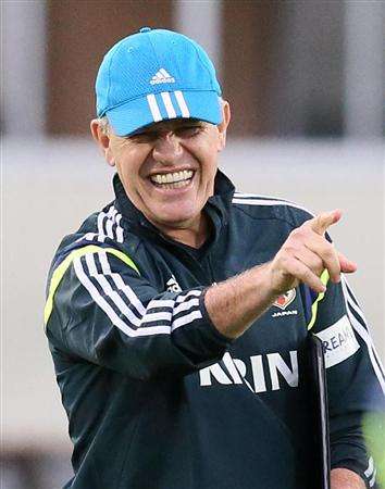 خافيير اجيري في تدريب اليوم استعداداً لجمايكا