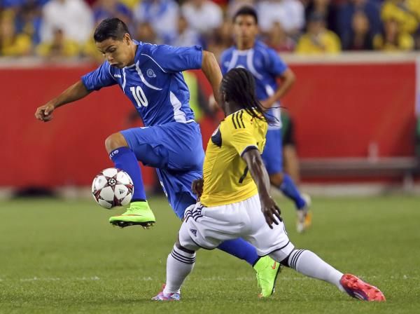 2014-10-11t022000z_1991792857_nocid_rtrmadp_3_soccer-friendly-columbia-vs-el-salvador_reuters