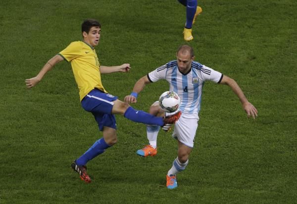 2014-10-11t131536z_1325647855_gm1eaab1mlh01_rtrmadp_3_soccer-friendly_reuters