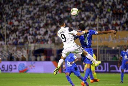 جانب من مباراة الهلال والشباب