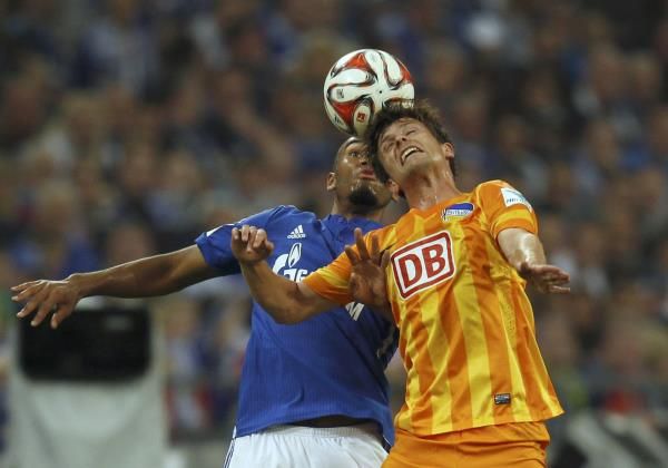 2014-10-18t181435z_727723770_lr1eaai1eo0wj_rtrmadp_3_soccer-germany_reuters