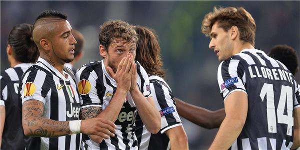 فرحة لاعبي يوفنتوس بمواصلة الانتصارات