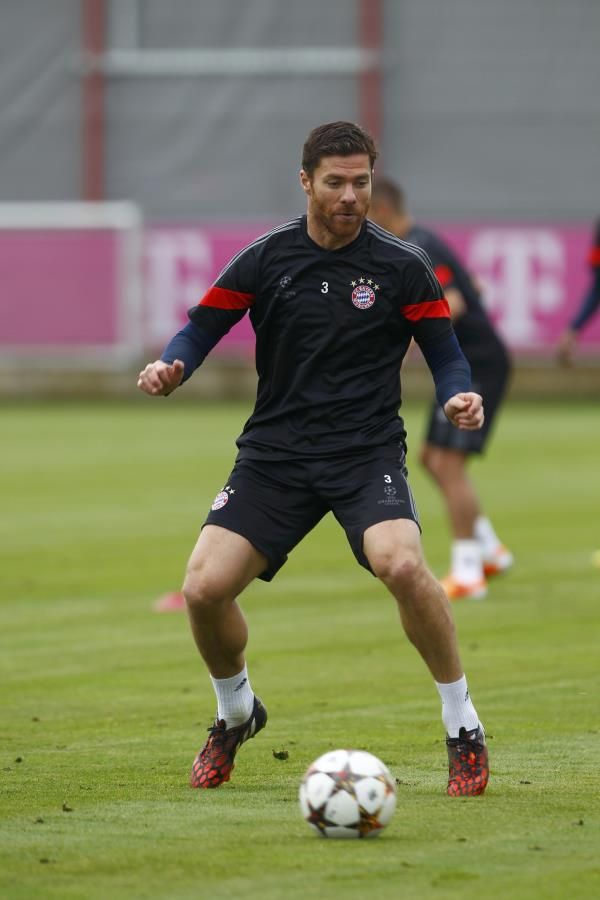 2014-10-20t110010z_776497944_lr1eaak0uk07y_rtrmadp_3_soccer-champions_reuters