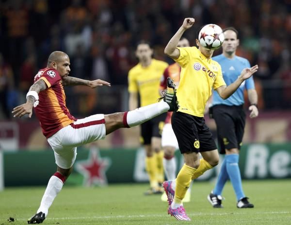 2014-10-22t191533z_31605050_lr1eaam1hhm6g_rtrmadp_3_soccer-champions_reuters