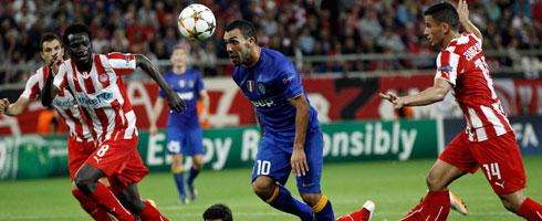 كارلوس تيفيز