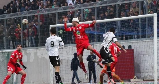 شباب الخليل وأهلي الخليل