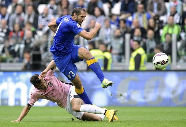 2014-10-26t144558z_1859353073_gm1eaaq1r1901_rtrmadp_3_soccer-italy_reuters