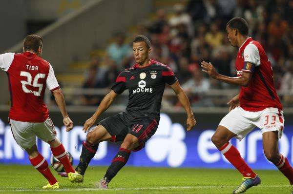 2014-10-26t210621z_1714671613_gm1eaar0e5h01_rtrmadp_3_soccer-portugal_reuters