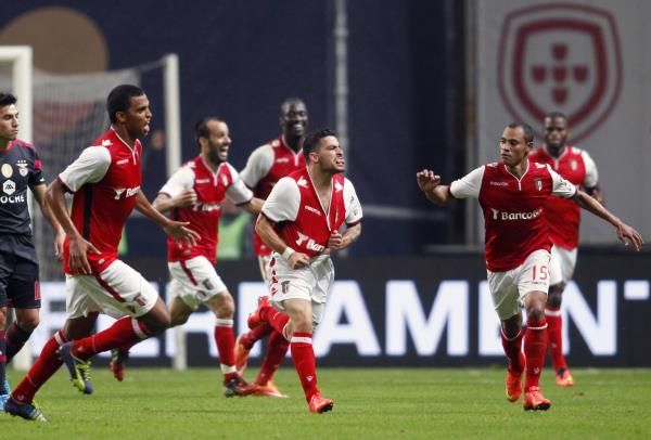 2014-10-26t221755z_2029409150_gm1eaar0hga01_rtrmadp_3_soccer-portugal_reuters