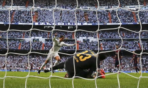 2014-10-25t173853z_1493064734_lr1eaap1d0jz2_rtrmadp_3_soccer-spain-clasico_reuters
