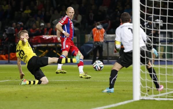 2014-05-17t202832z_621063665_lr2ea5h1kvas2_rtrmadp_3_soccer-germany-cup_reuters