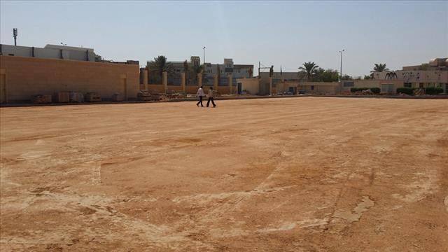 مواقف سيارات الاعلاميين يجري تحضيرها