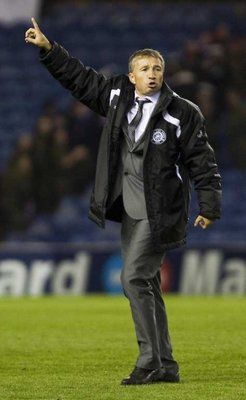 دان بيتريسكو