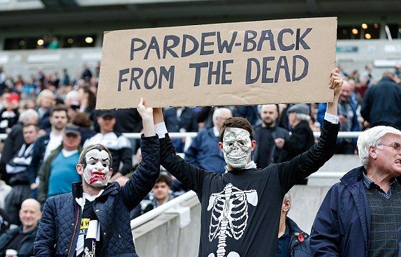 1414847149777_lc_galleryimage__not_included_in_online_d