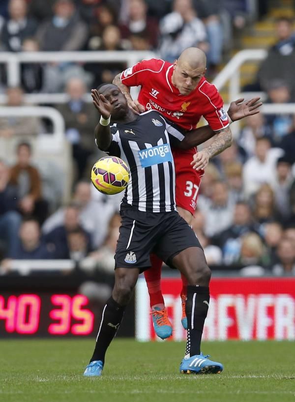 2014-11-01t133636z_986923410_gm1eab11nx401_rtrmadp_3_soccer-england_reuters