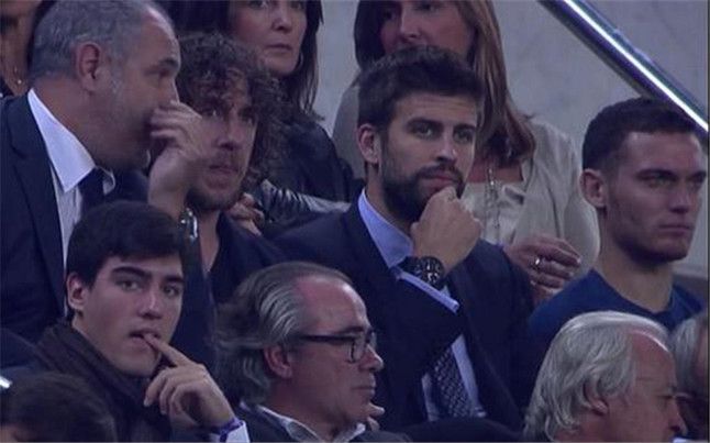 curiosa-imagen-zubizarreta-puyol-pique-vermaelen-palco-del-camp-nou-1414873710637