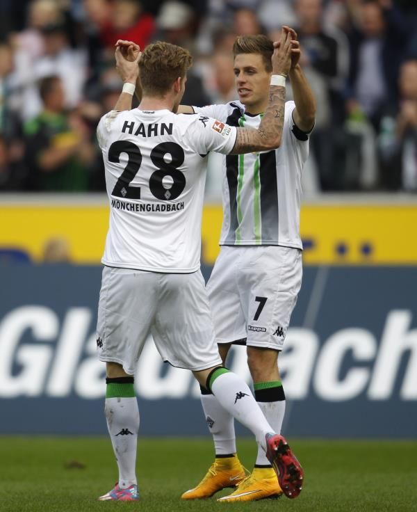 2014-11-02t153115z_1070350896_gm1eab21tak01_rtrmadp_3_soccer-germany_reuters