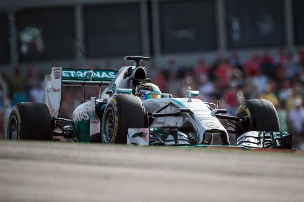 2014-11-02t234510z_1055463591_nocid_rtrmadp_3_formula-one-u-s-grand-prix_reuters