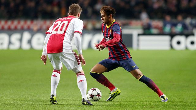 2013-11-26_ajax-barcelona_03.v1415026757